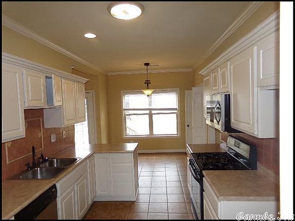 4th image of 69 Dartmouth Dr