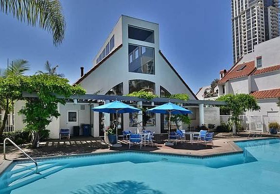 2nd image of 701 Kettner Blvd Unit 85