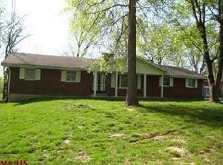 40 Forest Ridge Ln, Troy, MO 63379