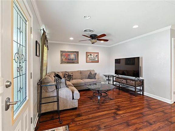 4th image of 637 Metairie Lawn Dr