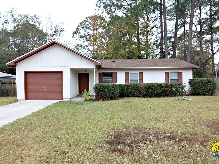 1112 Green Tree Ct — Photo 14