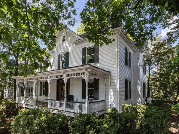 557 S Wayne Ave, Waynesboro, VA 22980