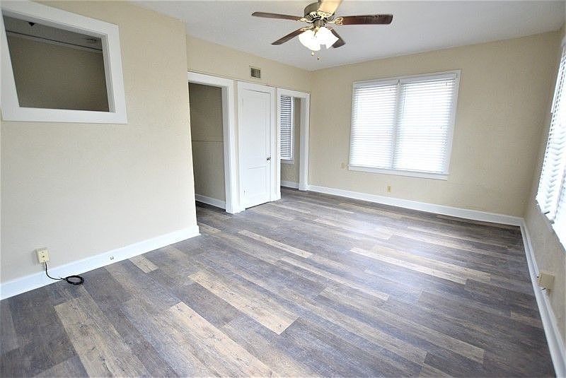 1st image of 410 E 14th St APT 201