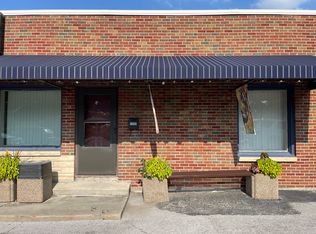 4970 NW Radial Hwy #2, Omaha, NE 68104