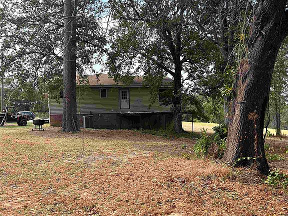 5th image of 3347 County Road 361 S