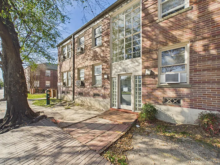 1920 Richmond Ave #4 — Photo 17