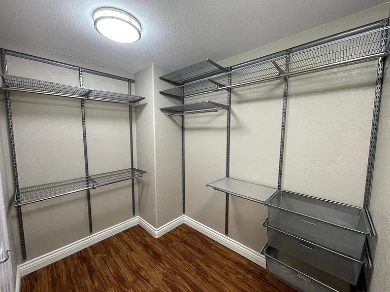 7844 Paseo Tulipero — Photo 18