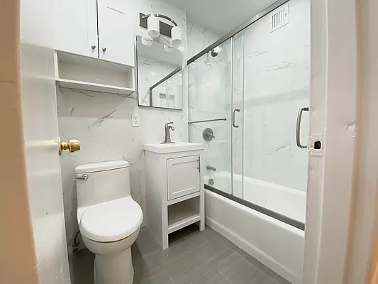 Rented by Papp Realty | media 13