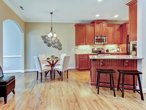 5th image of 1932A Whisper Lake Dr