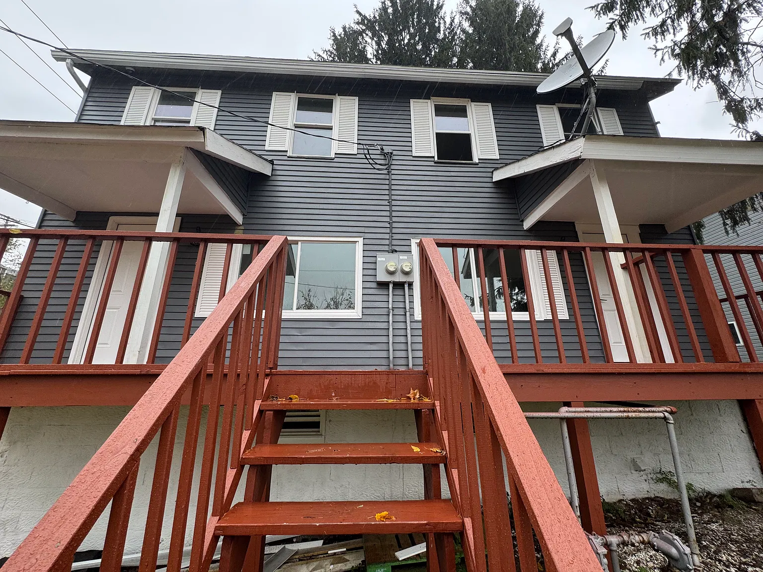 4 bed, 1920 sqft, $1,900 — Photo 2
