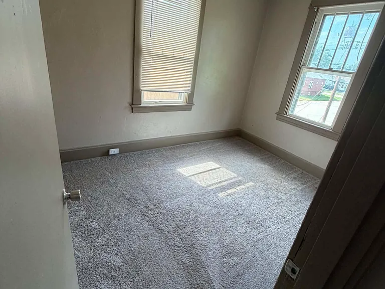 815-817 E Madison Ave #815 — Photo 10