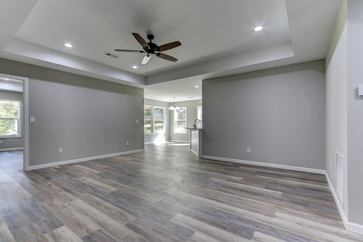 205 Elysian Hills — Photo 3