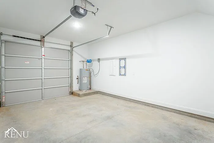 2322 E 18th Street Pl — Photo 15