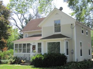 429 W Pierce St, Elburn, IL 60119