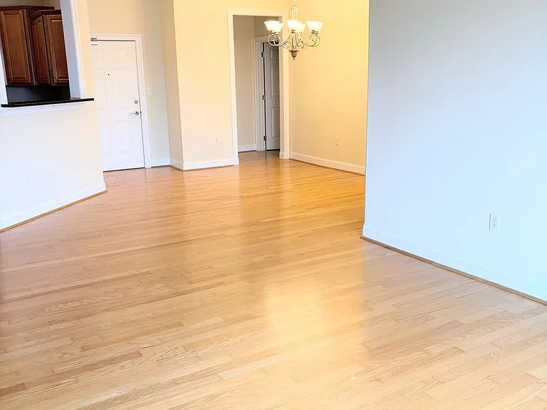 5215 Center St #402 — Photo 7