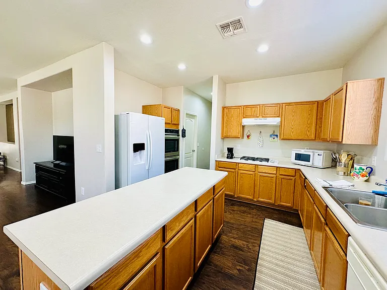 16474 W Remuda Dr — Photo 2