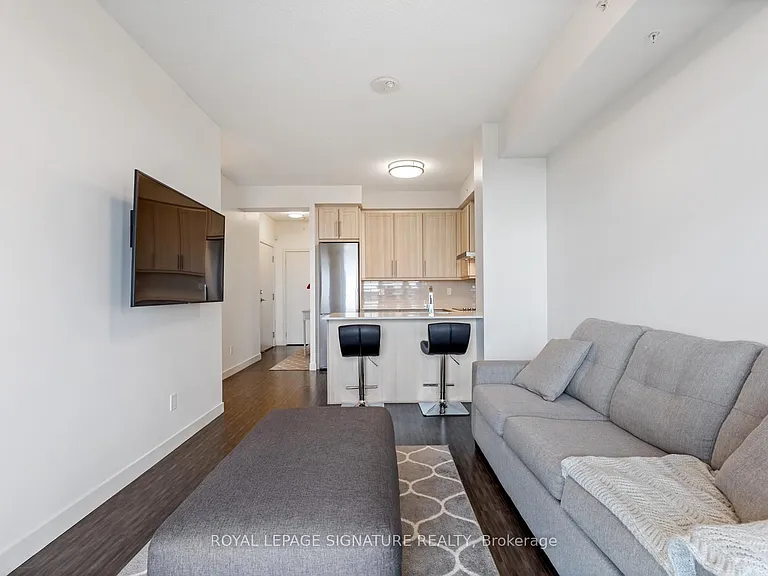 2093 Fairview St #1606 — Photo 8