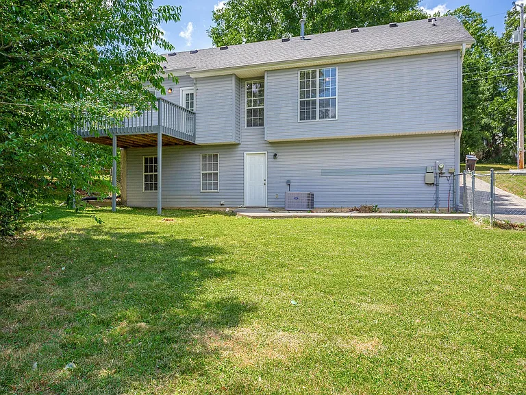 6130 Blue Ash Dr — Photo 50