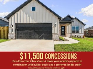1800 Goldthorp St, Pea Ridge, AR 72751