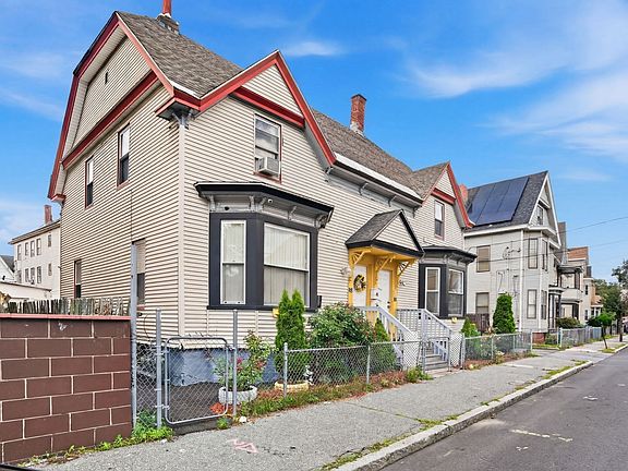 2nd image of 30-32 Washington St