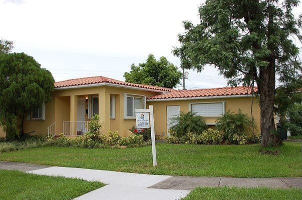 1st image of 1000 Sylvania Blvd