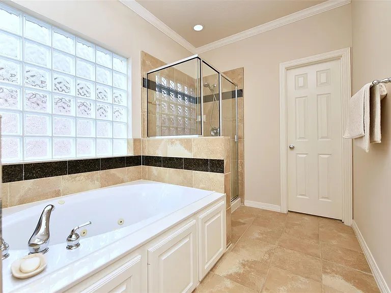 1226 Sopris Dr — Photo 16