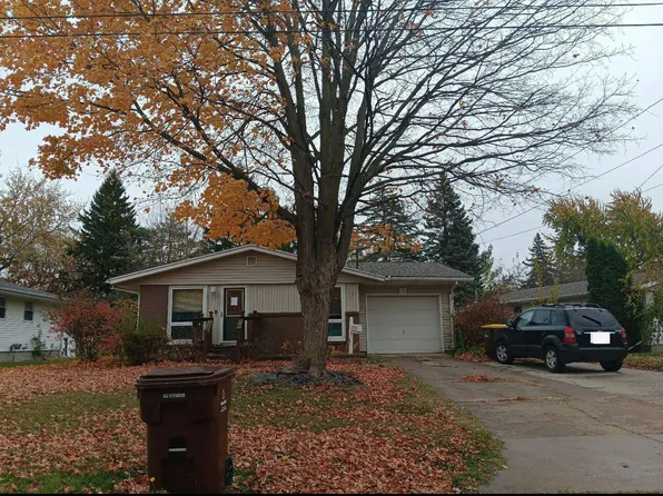 505 S Traver St, Saint Johns, MI 48879