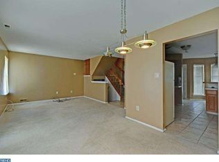 74 Kerry Lynn Ct, Williamstown, NJ 08094