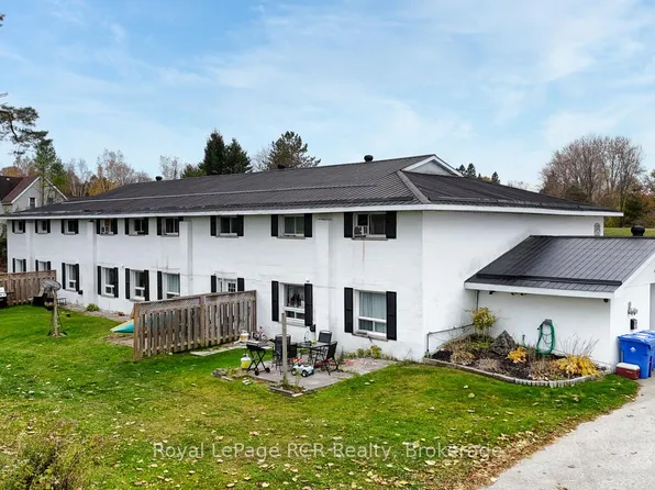 415 Main St, Georgian Bluffs, ON N0H 2K0