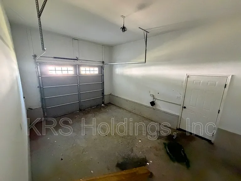 426 Seminole Rd — Photo 16