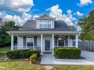 100 Glynn Addy Dr, Stockbridge, GA 30281