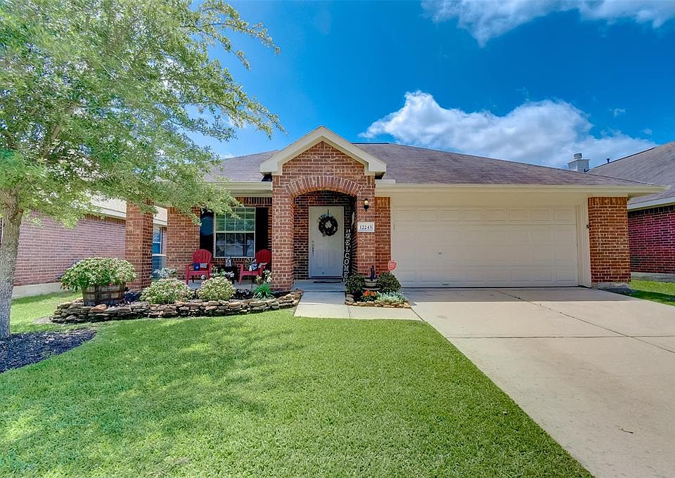 1st image of 12243 Lavon Dr