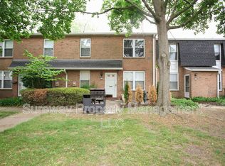 2116 Harbour Dr, Palmyra, NJ 08065