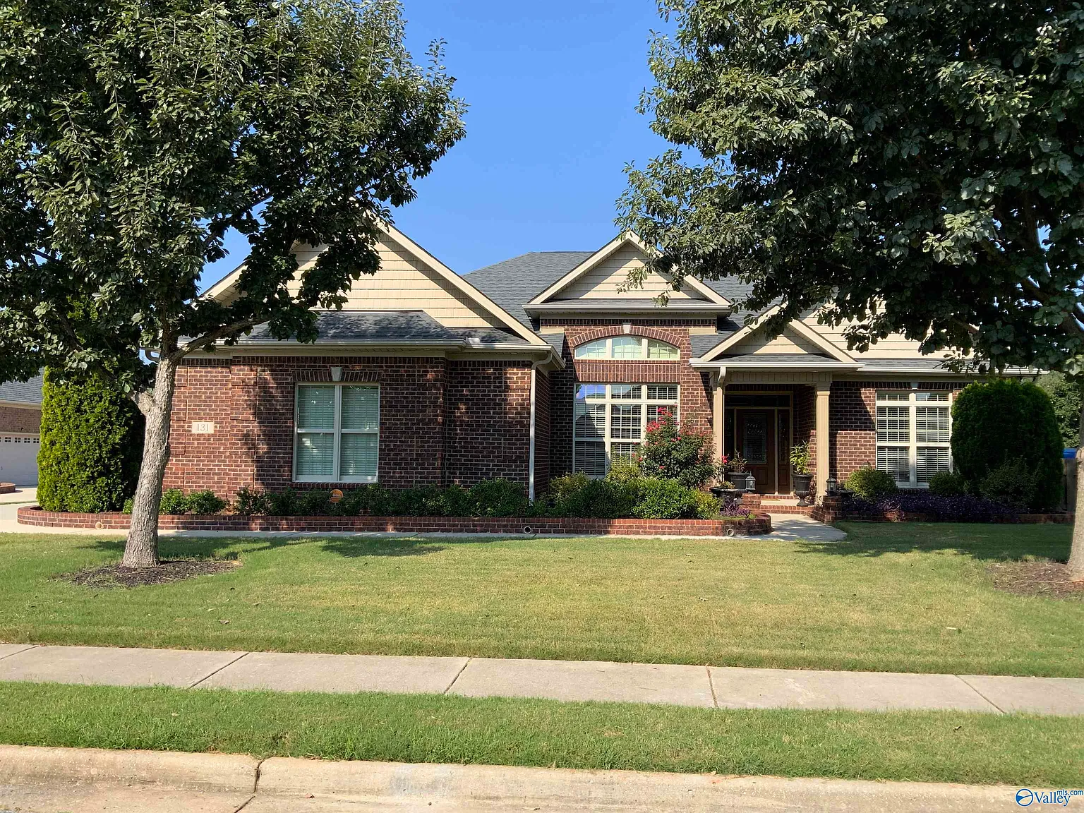 4 bed, 4.0 bath, 3530 sqft, $3,450 — Photo 1
