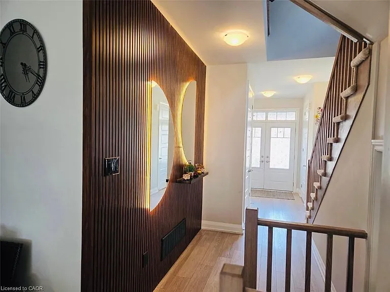 136 Forestwalk St — Photo 24