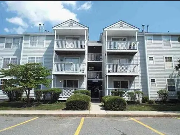 2 Oyster Bay Rd APT M, Absecon, NJ 08201