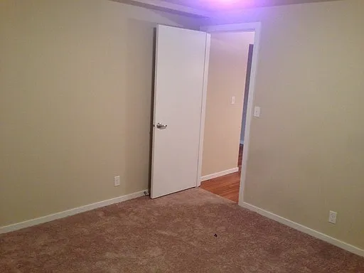 H04619mq -Ref Mari Don Apts — Photo 7