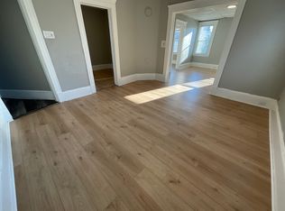 3201 W 41st St #UP, Cleveland, OH 44109