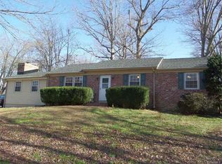 161 Stonehill Dr, North Chesterfield, VA 23236