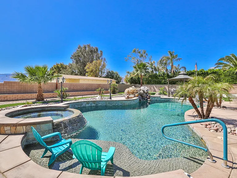 80445 Paria Way — Photo 67