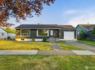 924 E 57th St, Tacoma, WA 98404