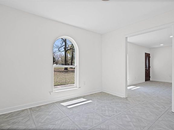 5th image of 7121 Old Military Rd