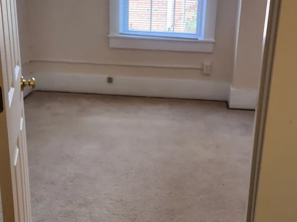 25 1/2 E Main St #1, Chillicothe, OH 45601
