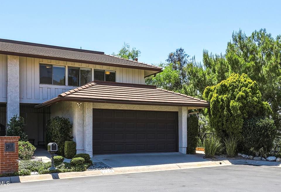 1st image of 770 Galaxy Heights Dr