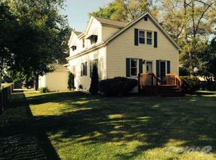 8437 60th Ave, Kenosha, WI 53142