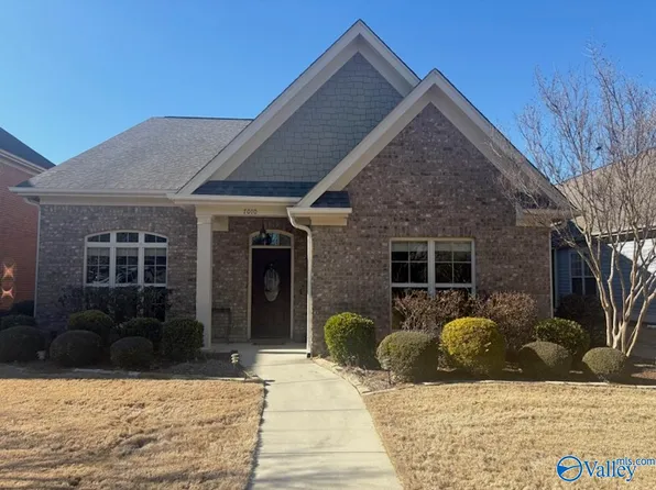 7010 Derby Dr, Owens Cross Roads, AL 35763