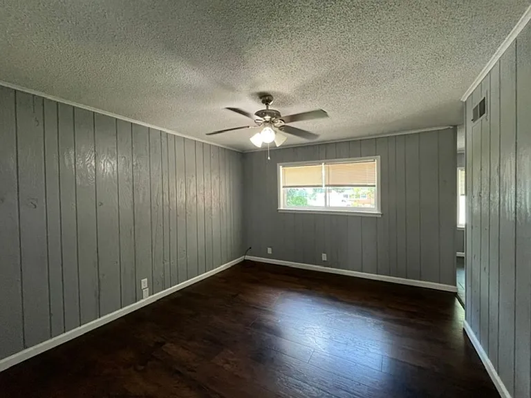7917 Southaven Cir W — Photo 3