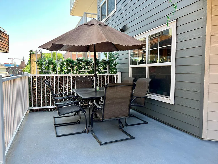 432 NE Ravenna Blvd #204 — Photo 15