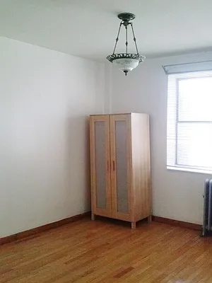 Rented by Awaye Realty Management LLC | media 32