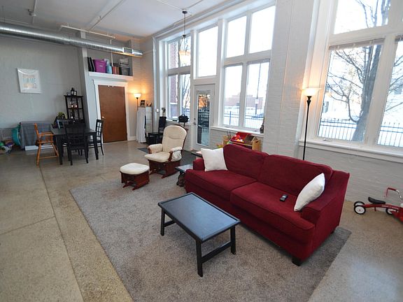 2nd image of 600 Broadway Ave NW APT 101